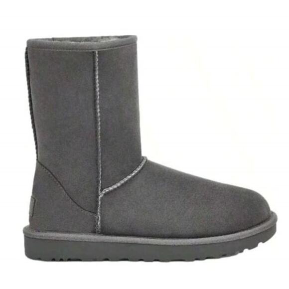 Ugg Classic II Short Boots 9 Gray NWT NEW Booties Shearling Fur Suede - Picture 5 of 13